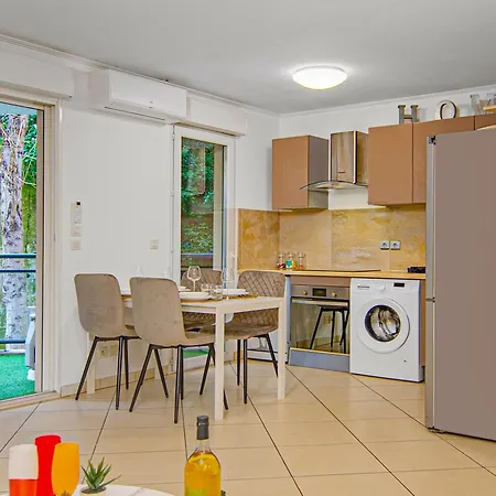 Palatino - Monaco - 2 Pieces - Parking Beausoleil